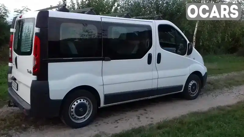 Мінівен Renault Trafic 2010 2 л. Ручна / Механіка обл. Закарпатська, Ужгород - Фото 1/19