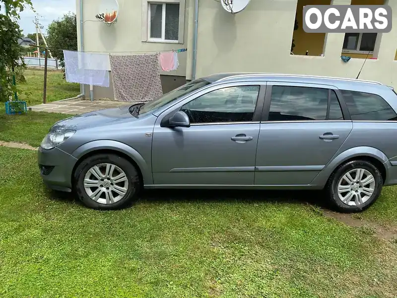 W0L0AHL35A2060597 Opel Astra 2010 Універсал 1.7 л. Фото 2