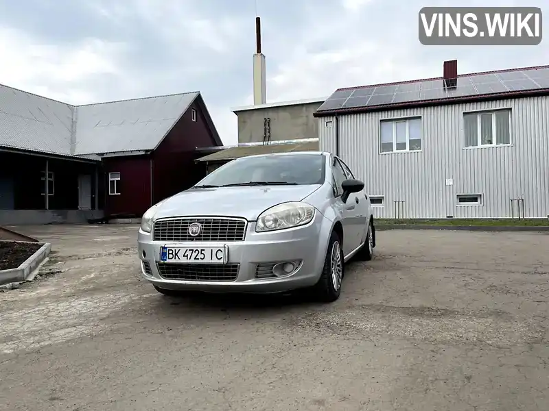 Седан Fiat Linea 2012 1.4 л. Ручна / Механіка обл. Рівненська, Рівне - Фото 1/21