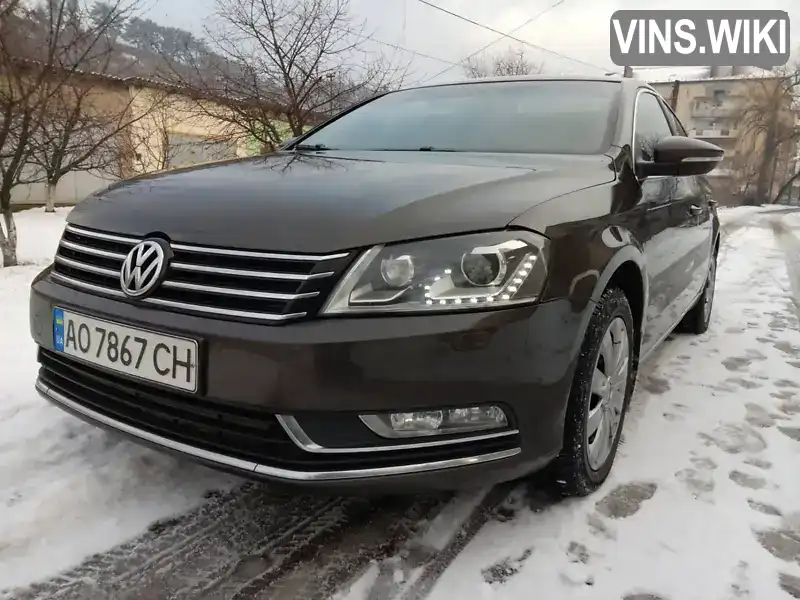 Седан Volkswagen Passat 2014 1.97 л. Ручна / Механіка обл. Закарпатська, Мукачево - Фото 1/11