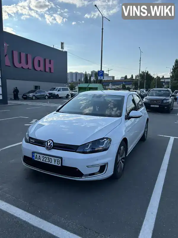 Хетчбек Volkswagen e-Golf 2014 null_content л. Автомат обл. Київська, Київ - Фото 1/15