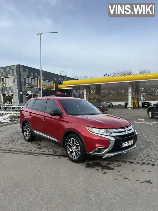 Позашляховик / Кросовер Mitsubishi Outlander 2016 2.36 л. Автомат обл. Київська, Київ - Фото 1/16