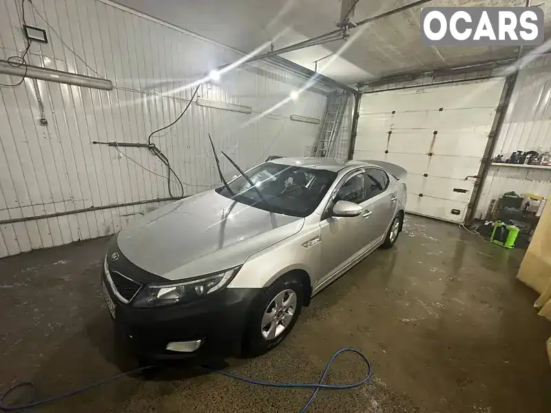 Седан Kia K5 2014 2 л. Автомат обл. Київська, Київ - Фото 1/21