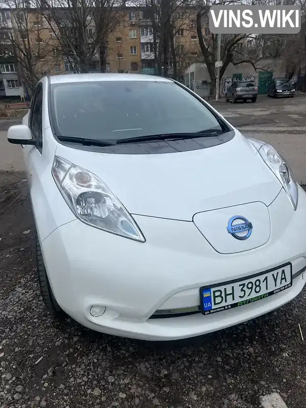 Хетчбек Nissan Leaf 2014 null_content л. обл. Одеська, Одеса - Фото 1/9