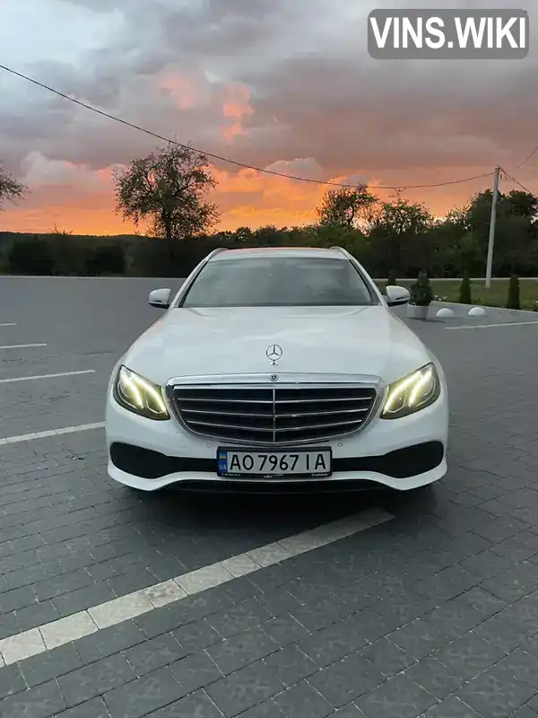 Универсал Mercedes-Benz E-Class 2017 2 л. Автомат обл. Закарпатская, Ужгород - Фото 1/21