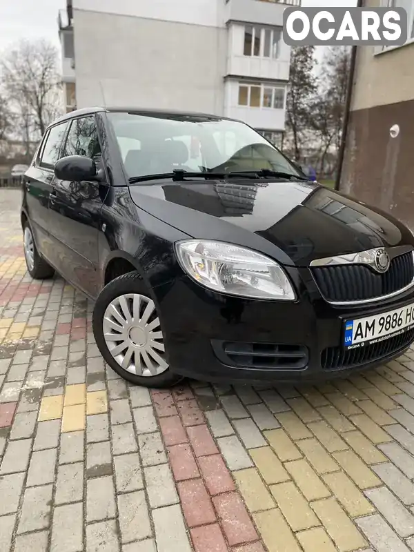 Хетчбек Skoda Fabia 2008 1.2 л. Ручна / Механіка обл. Житомирська, Звягель - Фото 1/21