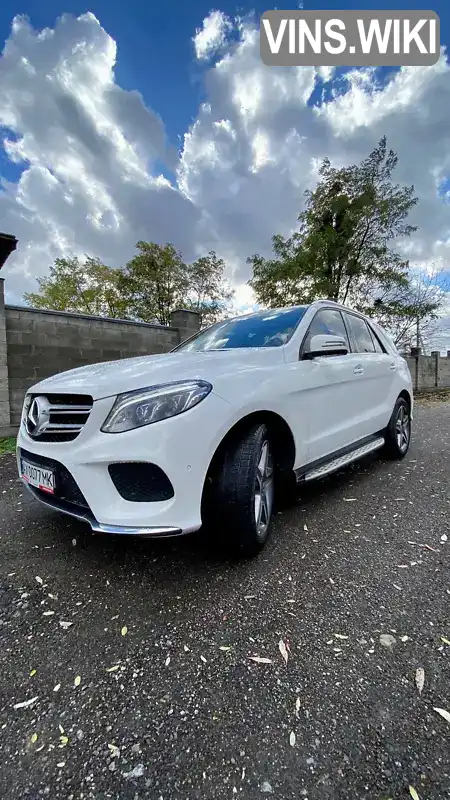 Позашляховик / Кросовер Mercedes-Benz GLE-Class 2016 3 л. Автомат обл. Київська, Київ - Фото 1/21