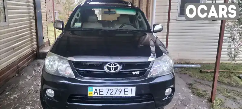 Позашляховик / Кросовер Toyota Fortuner 2008 3.96 л. Автомат обл. Дніпропетровська, Новомосковськ - Фото 1/21