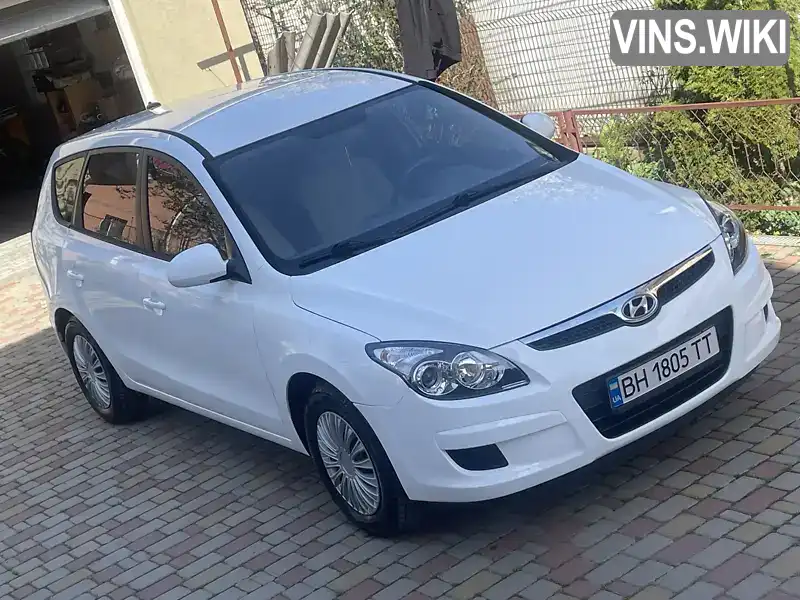 Универсал Hyundai Elantra 2012 2 л. Автомат обл. Одесская, Одесса - Фото 1/21