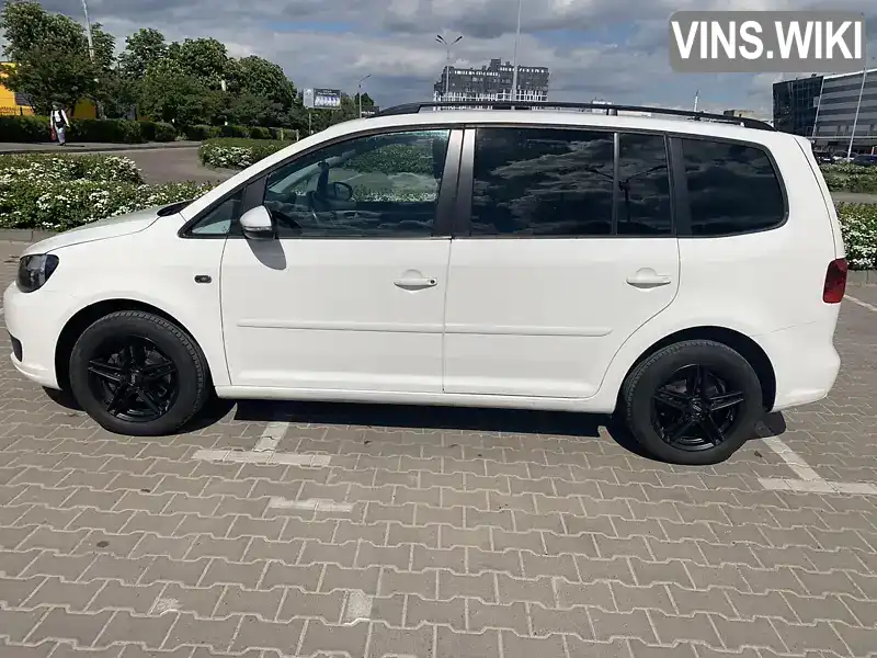 WVGZZZ1TZDW103209 Volkswagen Touran 2013 Микровэн 1.6 л. Фото 3