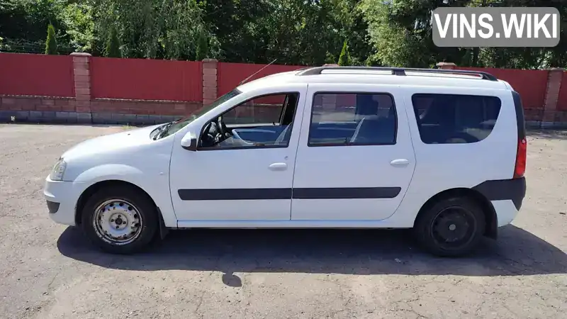 Седан Dacia Logan 2009 1.6 л. Ручная / Механика обл. Ровенская, Ровно - Фото 1/7