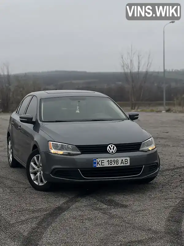 Седан Volkswagen Jetta 2011 2.48 л. Автомат обл. Днепропетровская, Каменское (Днепродзержинск) - Фото 1/20