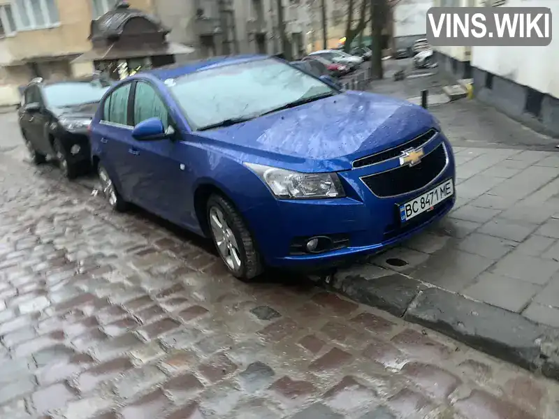 Хетчбек Chevrolet Cruze 2012 2 л. Автомат обл. Львівська, Львів - Фото 1/18