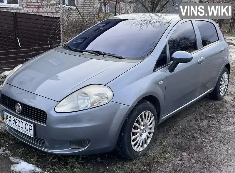 Хэтчбек Fiat Grande Punto 2010 1.4 л. Ручная / Механика обл. Харьковская, Харьков - Фото 1/7