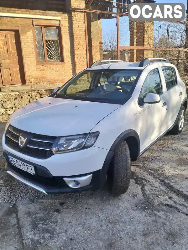 Позашляховик / Кросовер Dacia Sandero StepWay 2016 1.5 л. Ручна / Механіка обл. Дніпропетровська, Кривий Ріг - Фото 1/10