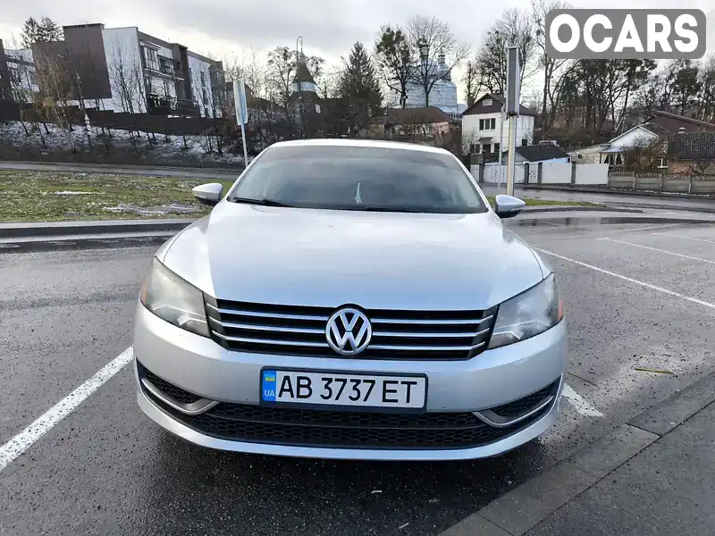 1VWAP7A31CC043764 Volkswagen Passat 2012 Седан 2.5 л. Фото 2