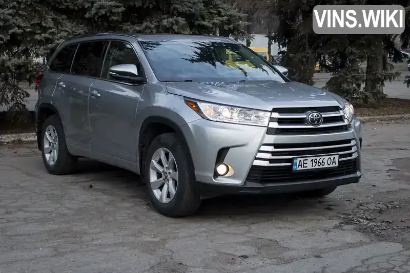 Внедорожник / Кроссовер Toyota Highlander 2017 3.46 л. Автомат обл. Днепропетровская, Днепр (Днепропетровск) - Фото 1/21