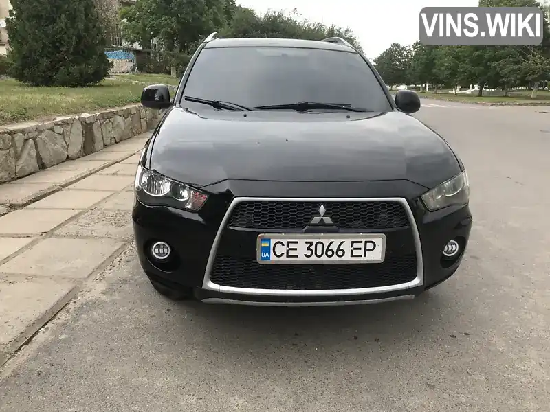 Позашляховик / Кросовер Mitsubishi Outlander XL 2010 2 л. Ручна / Механіка обл. Чернівецька, Чернівці - Фото 1/21