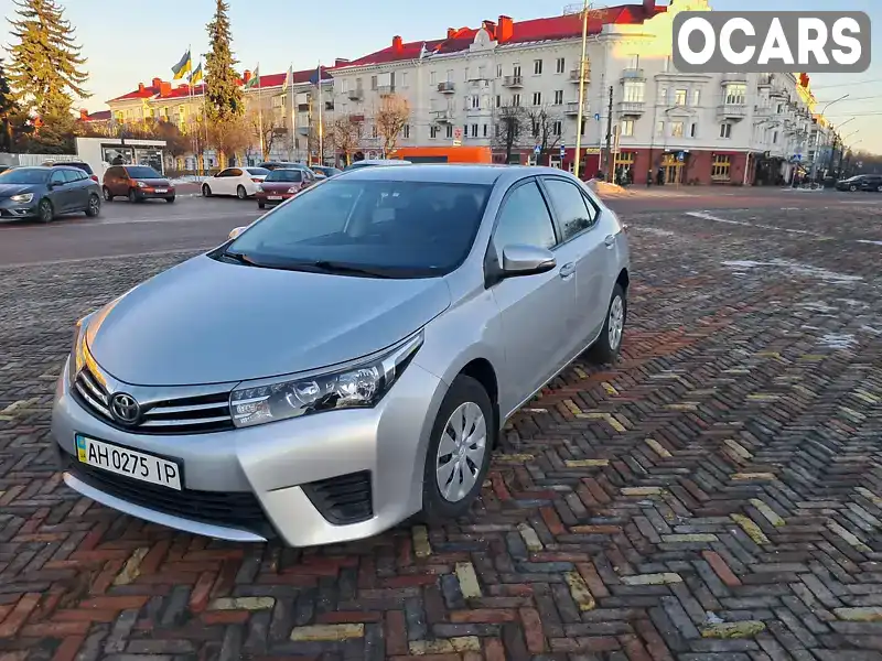 Седан Toyota Corolla 2014 1.3 л. Ручна / Механіка обл. Чернігівська, Чернігів - Фото 1/18