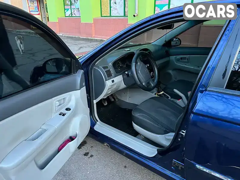 Седан Kia Cerato 2007 1.61 л. Ручна / Механіка обл. Дніпропетровська, Кривий Ріг - Фото 1/13