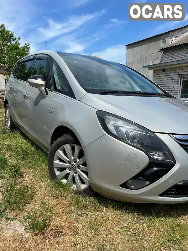 Мінівен Opel Zafira 2012 2 л. Автомат обл. Харківська, Харків - Фото 1/13