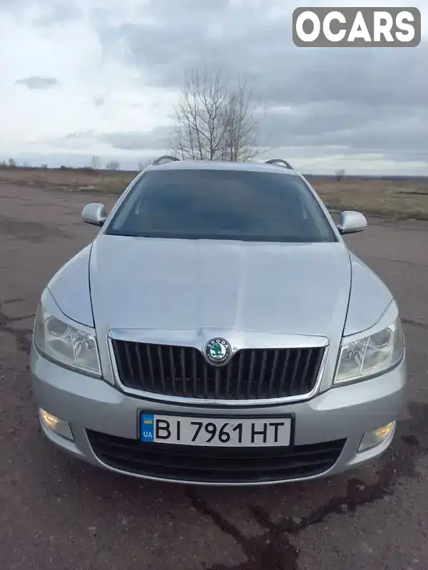 TMBHT61Z1B2054635 Skoda Octavia 2010 Универсал 1.6 л. Фото 1