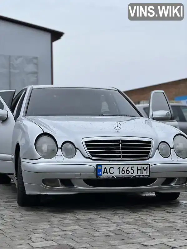 Седан Mercedes-Benz E-Class 2001 2 л. Ручная / Механика обл. Волынская, Владимир - Фото 1/11