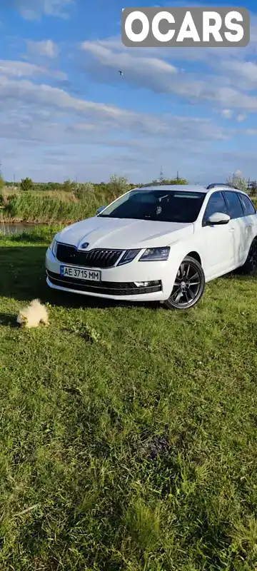 TMBJJ9NE5J0013709 Skoda Octavia 2017 Універсал 1.97 л. Фото 2