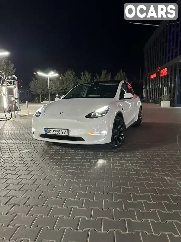 Позашляховик / Кросовер Tesla Model Y 2023 null_content л. Автомат обл. Рівненська, Рівне - Фото 1/21