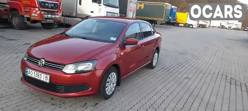 Седан Volkswagen Polo 2012 1.6 л. Ручная / Механика обл. Закарпатская, Мукачево - Фото 1/10