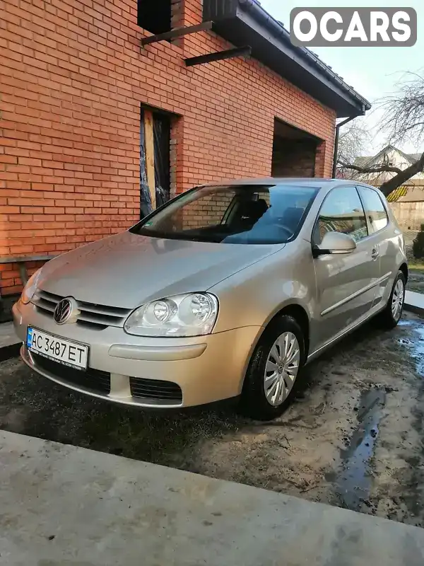 Хетчбек Volkswagen Golf 2005 1.6 л. Автомат обл. Волинська, Шацьк - Фото 1/21