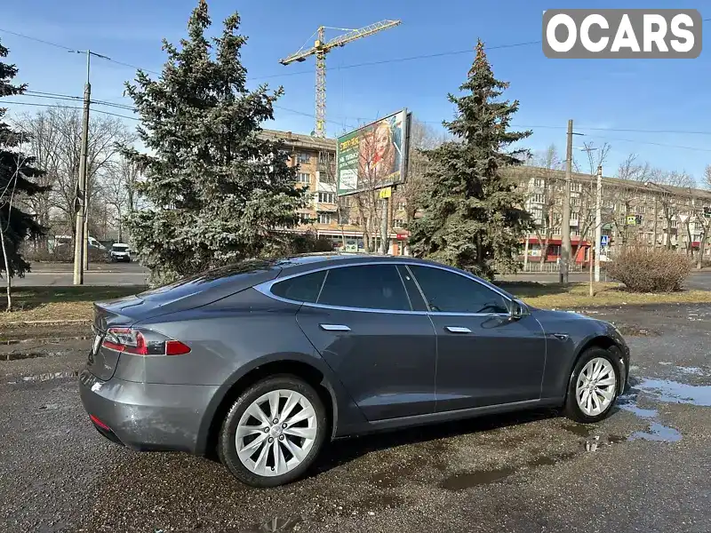 5YJSA1E21JF247083 Tesla Model S 2018 Ліфтбек  Фото 2