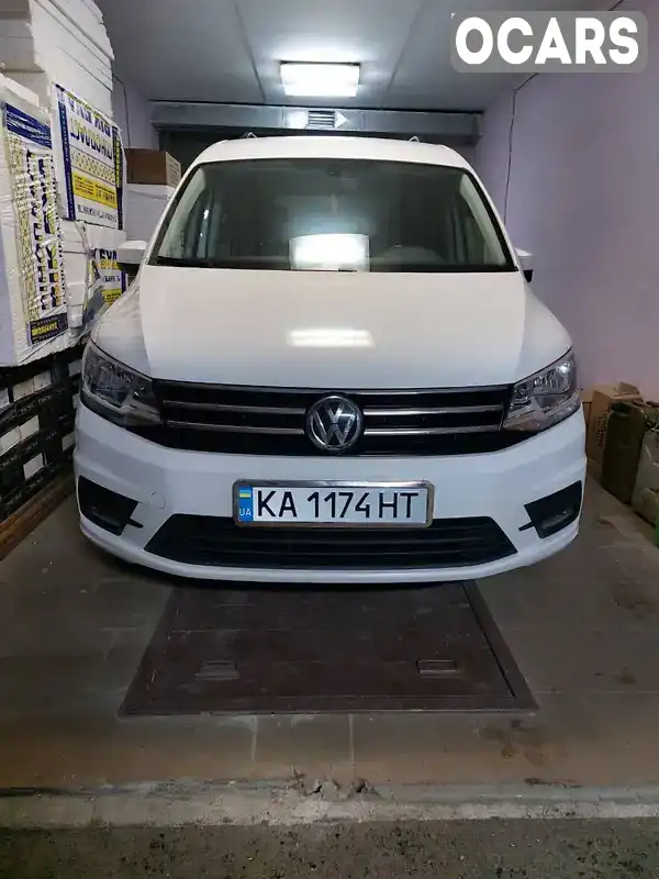 Минивэн Volkswagen Caddy 2017 1.97 л. Ручная / Механика обл. Киевская, Киев - Фото 1/21