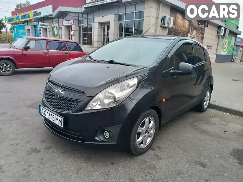 Хетчбек Chevrolet Spark 2010 1 л. Ручна / Механіка обл. Харківська, Харків - Фото 1/16