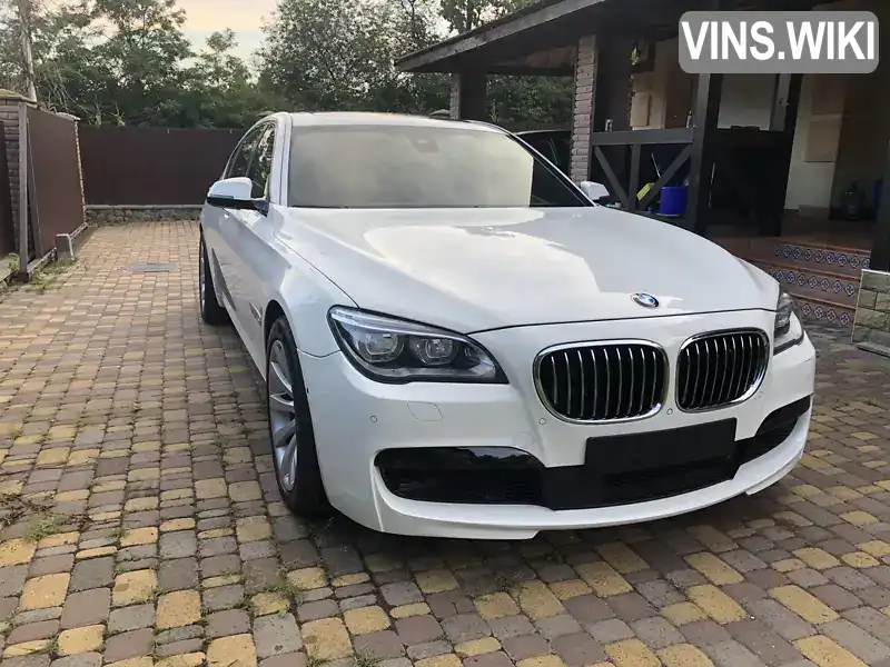 Седан BMW 7 Series 2012 2.98 л. Автомат обл. Киевская, Киев - Фото 1/10