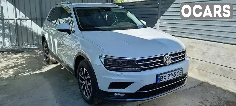 Позашляховик / Кросовер Volkswagen Tiguan 2017 2 л. Робот обл. Хмельницька, Кам'янець-Подільський - Фото 1/21