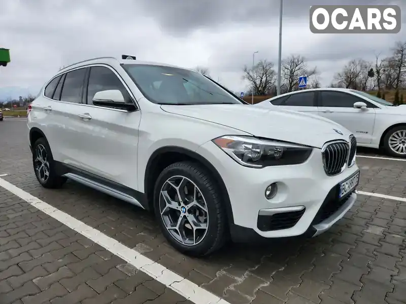 WBXHU7C50K3H45572 BMW X1 2019 Позашляховик / Кросовер  Фото 2