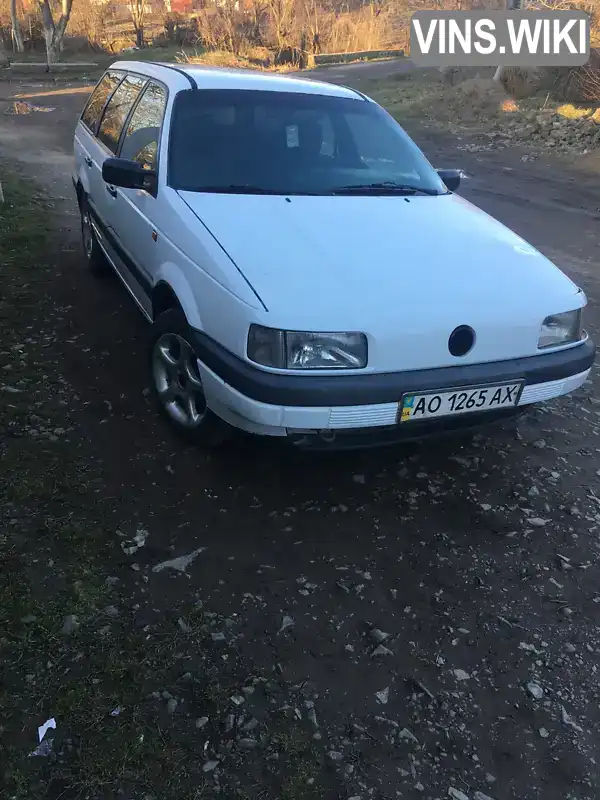 Універсал Volkswagen Passat 1991 1.76 л. Ручна / Механіка обл. Закарпатська, Ужгород - Фото 1/9