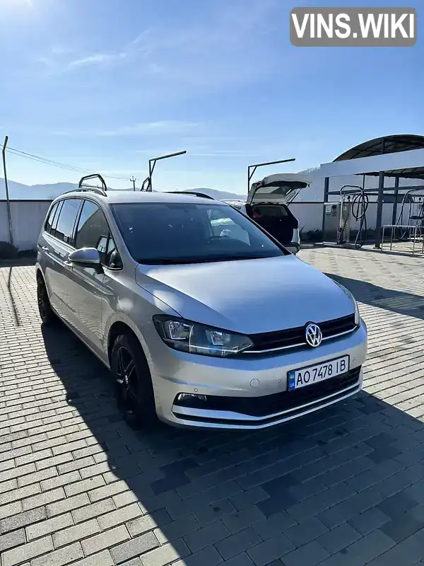 Микровэн Volkswagen Touran 2018 1.6 л. Ручная / Механика обл. Закарпатская, Хуст - Фото 1/12