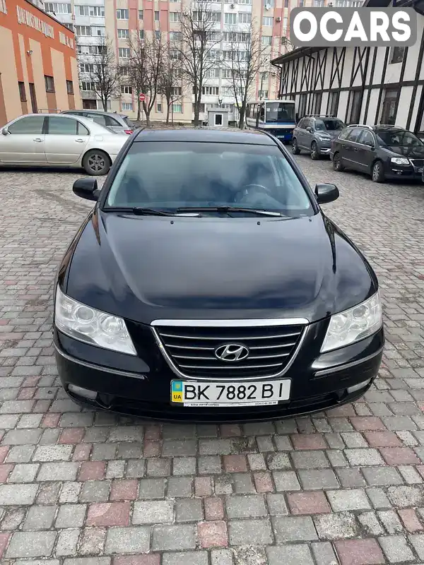 Седан Hyundai Sonata 2009 2 л. Ручна / Механіка обл. Рівненська, Рівне - Фото 1/21