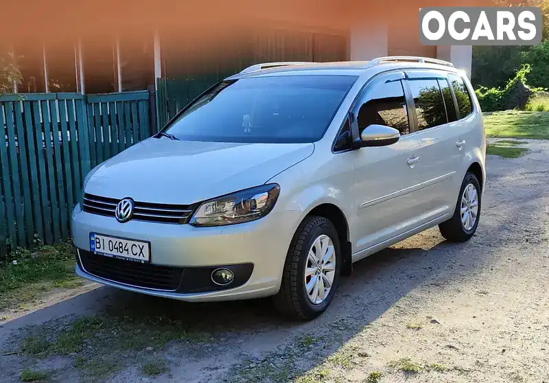 Микровэн Volkswagen Touran 2011 1.97 л. Ручная / Механика обл. Полтавская, Лубны - Фото 1/21