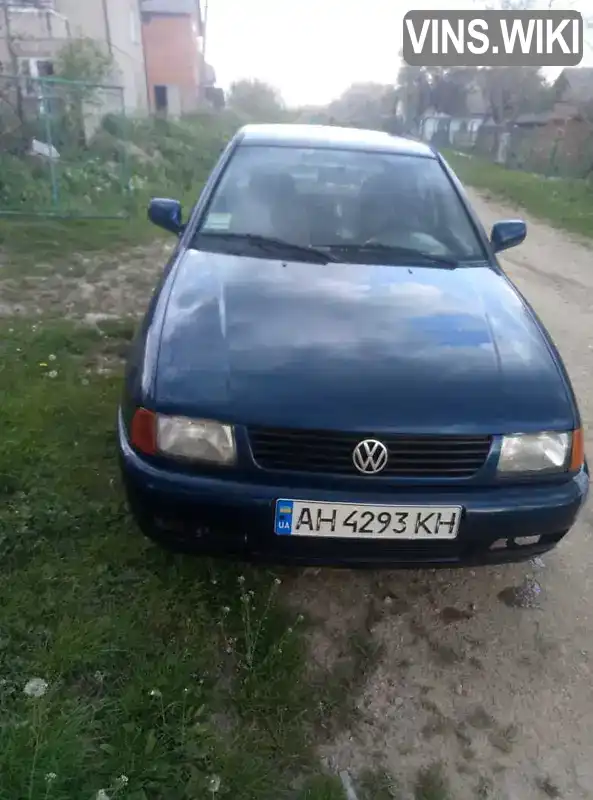 Седан Volkswagen Polo 1998 1.39 л. Ручна / Механіка обл. Львівська, Самбір - Фото 1/5