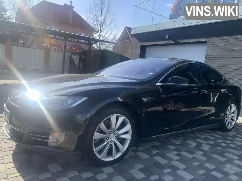 5YJSA1S28FF100478 Tesla Model S 2015 Ліфтбек  Фото 4