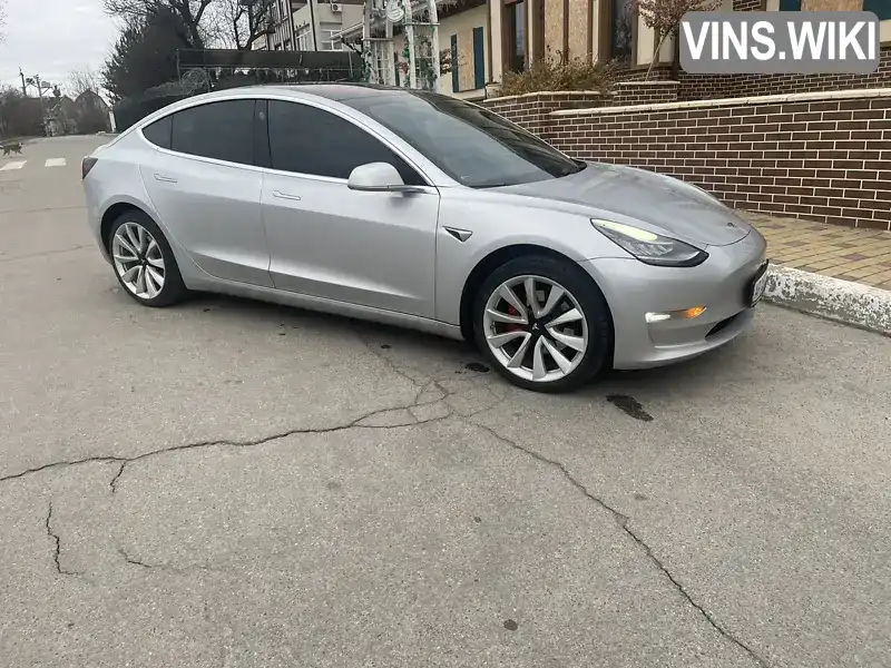 Седан Tesla Model 3 2018 null_content л. Автомат обл. Запорожская, Запорожье - Фото 1/12