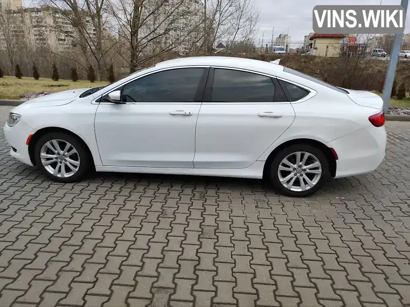 Седан Chrysler 200 2014 2.36 л. Автомат обл. Київська, Київ - Фото 1/8