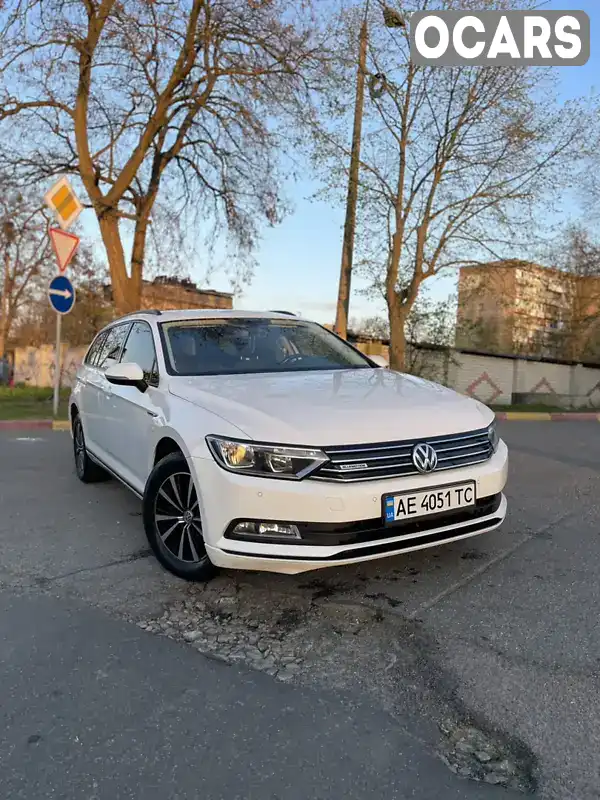 Універсал Volkswagen Passat 2017 1.6 л. Ручна / Механіка обл. Київська, Київ - Фото 1/21