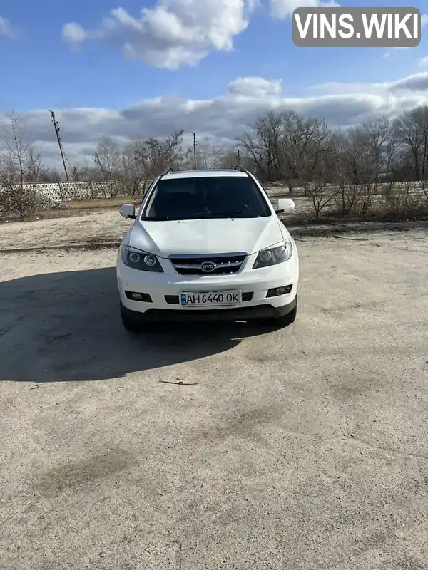 Позашляховик / Кросовер BYD S6 2013 2.36 л. Ручна / Механіка обл. Полтавська, Кременчук - Фото 1/17