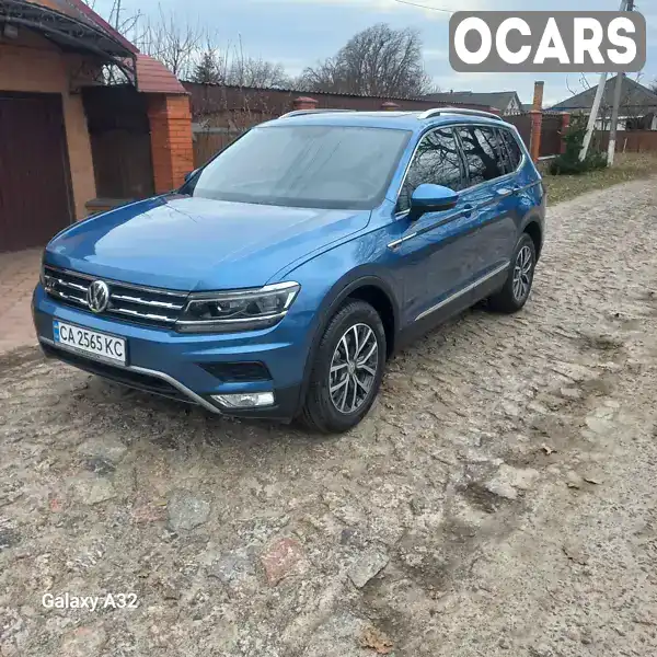 Внедорожник / Кроссовер Volkswagen Tiguan 2019 2 л. Автомат обл. Черкасская, Черкассы - Фото 1/19