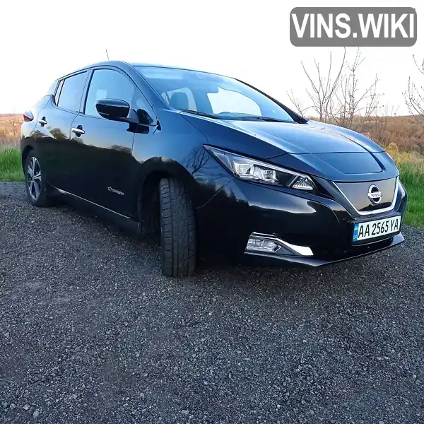 Хетчбек Nissan Leaf 2018 null_content л. Автомат обл. Київська, Київ - Фото 1/16