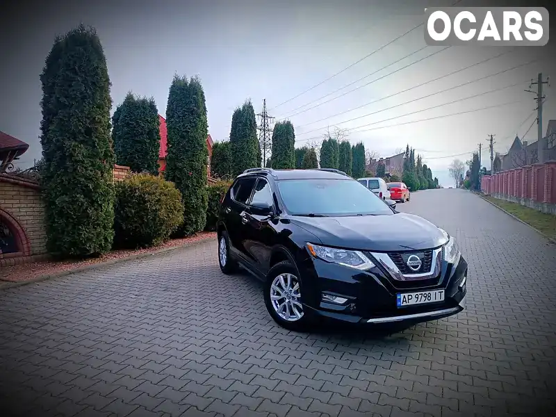 Позашляховик / Кросовер Nissan Rogue 2019 2.49 л. Варіатор обл. Чернівецька, Чернівці - Фото 1/16